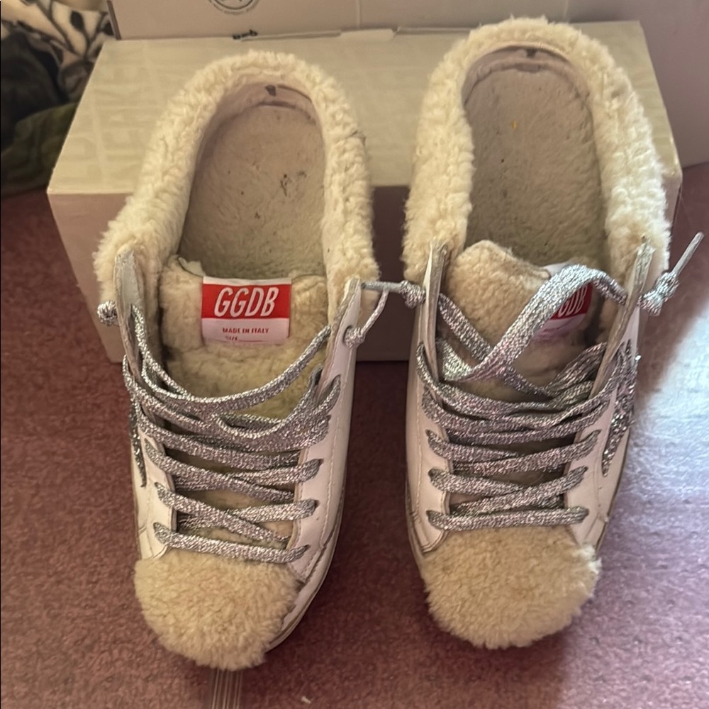 Authentic Golden Goose Super Star jabot 37